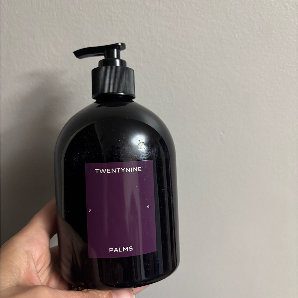 Twentynine Palms Body Wash Pinyon Poet NEW 16.9 Fl Oz Fragrant Made in USA